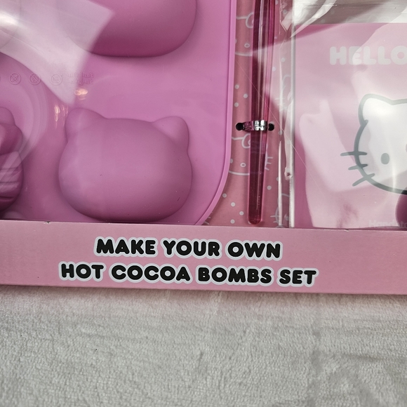 HELLO KITTY Make Your Own Hot Chocolate Bombs Set - Picture 10 of 12